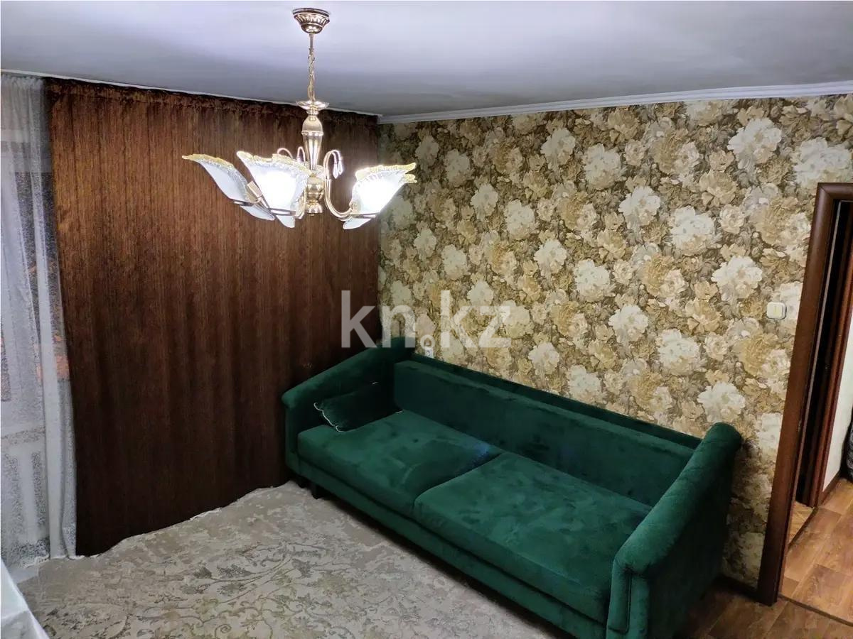 Продажа 3-комнатной квартиры, 63 м², мкр-н Степной-4, дом  14 - Продажа  трехкомнатных квартир в Караганде без посредников фото 1 из 5