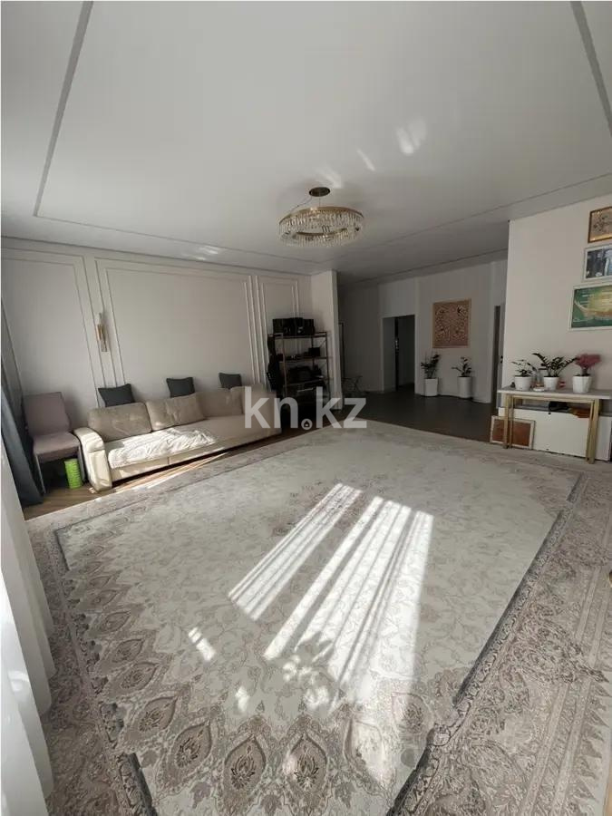 Продажа 4-комнатной квартиры, 140 м² - Продажа четырехкомнатных квартир в р-не Есиль Астаны фото 1 из 6