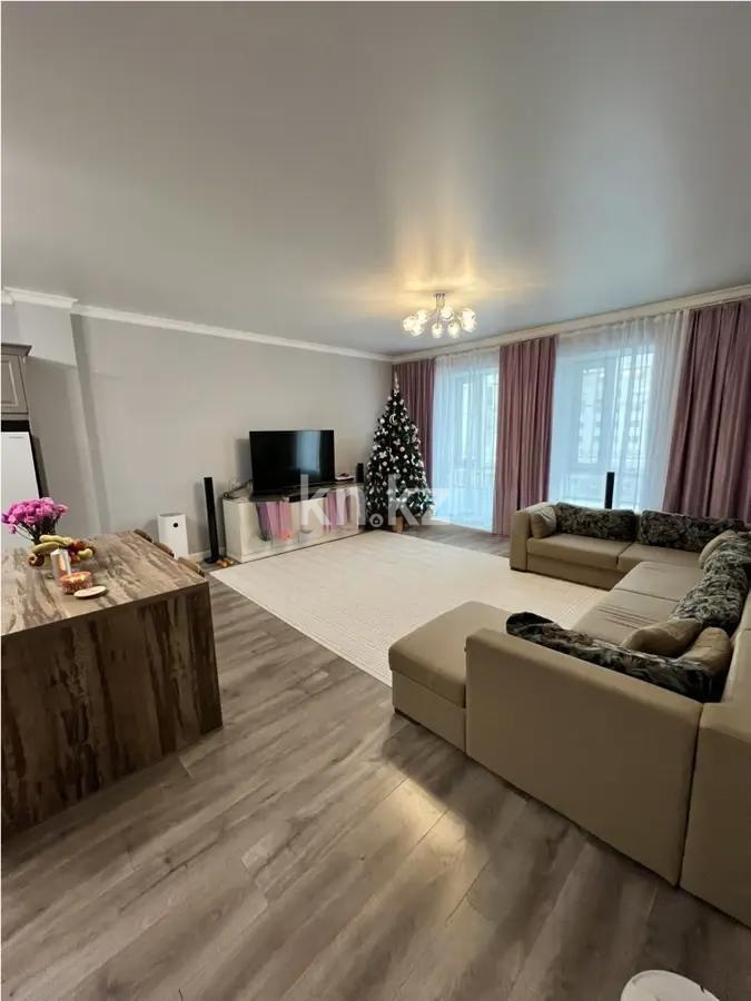 Продажа 3-комнатной квартиры, 160 м², ул. Сыганак, дом  58 в Астане