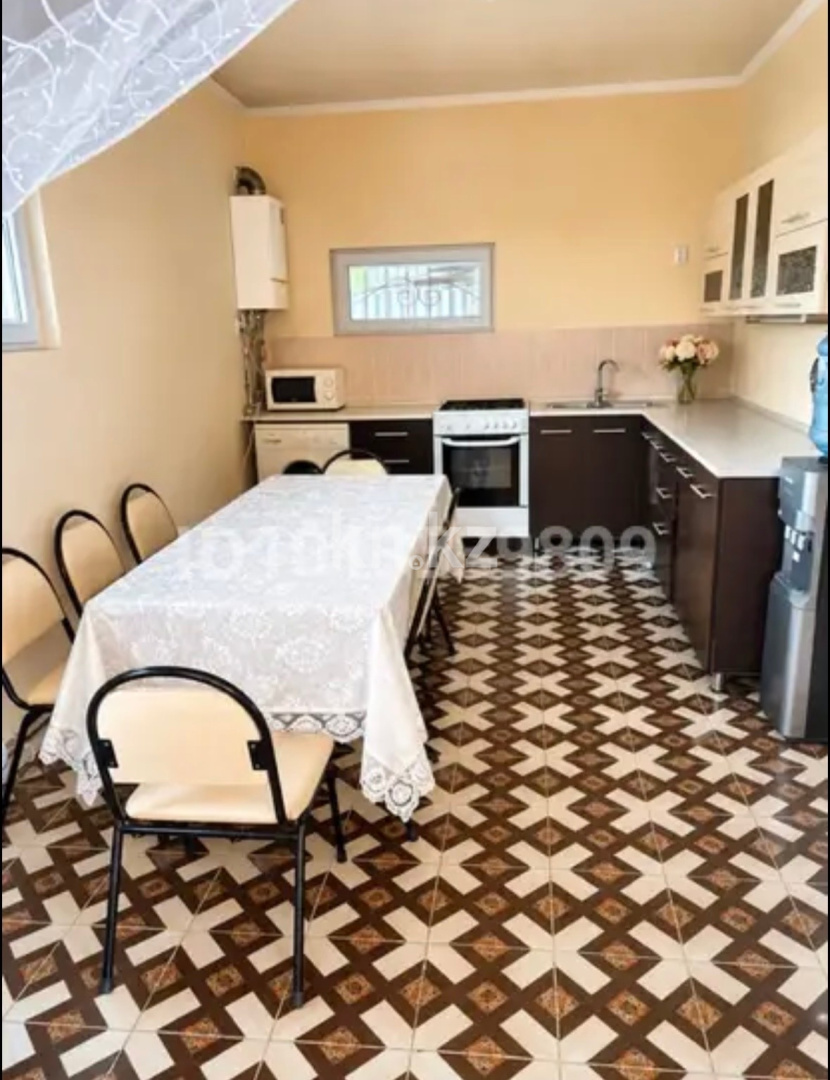 Продажа 4-комнатного дома, 120 м² - Продажа комнат в Алматинской области фото 11 из 18