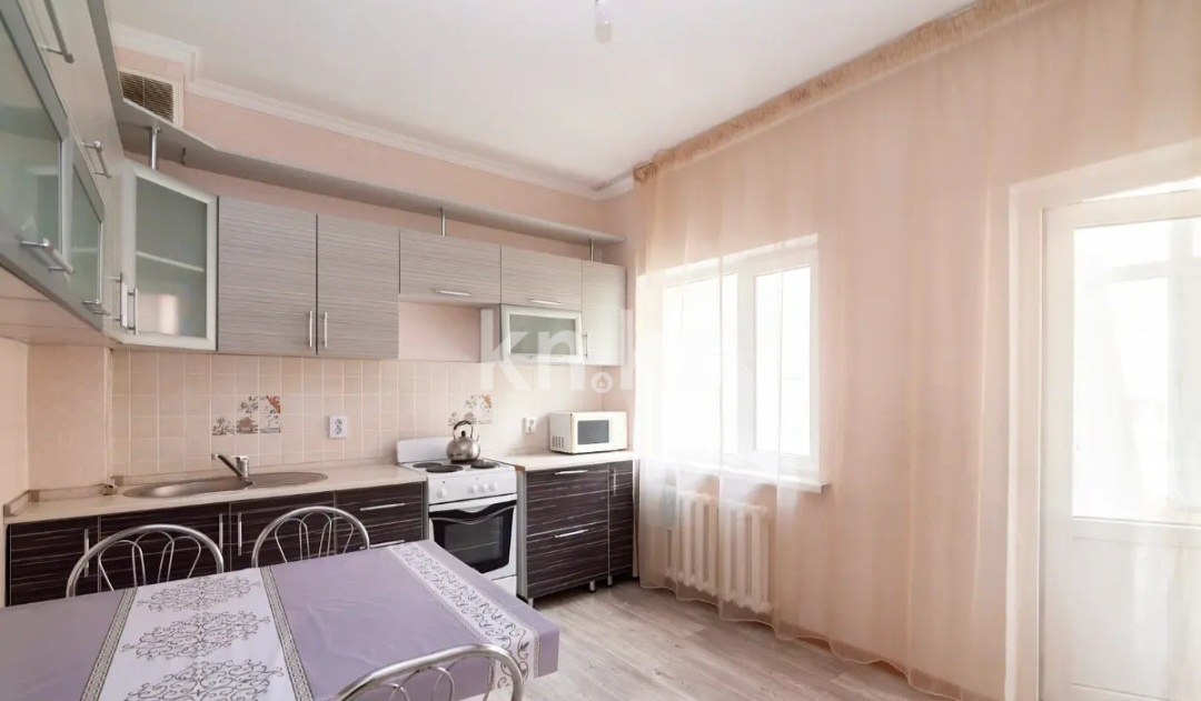 Продажа 1-комнатной квартиры, 42.2 м², пр. Момышулы в Астане - фото 6