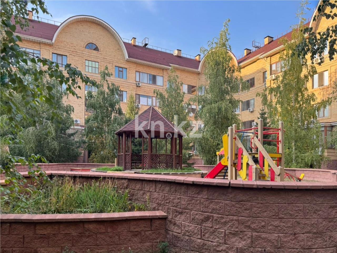 Продажа 1-комнатной квартиры, 54 м², ул. Романтиков в Астане - фото 11