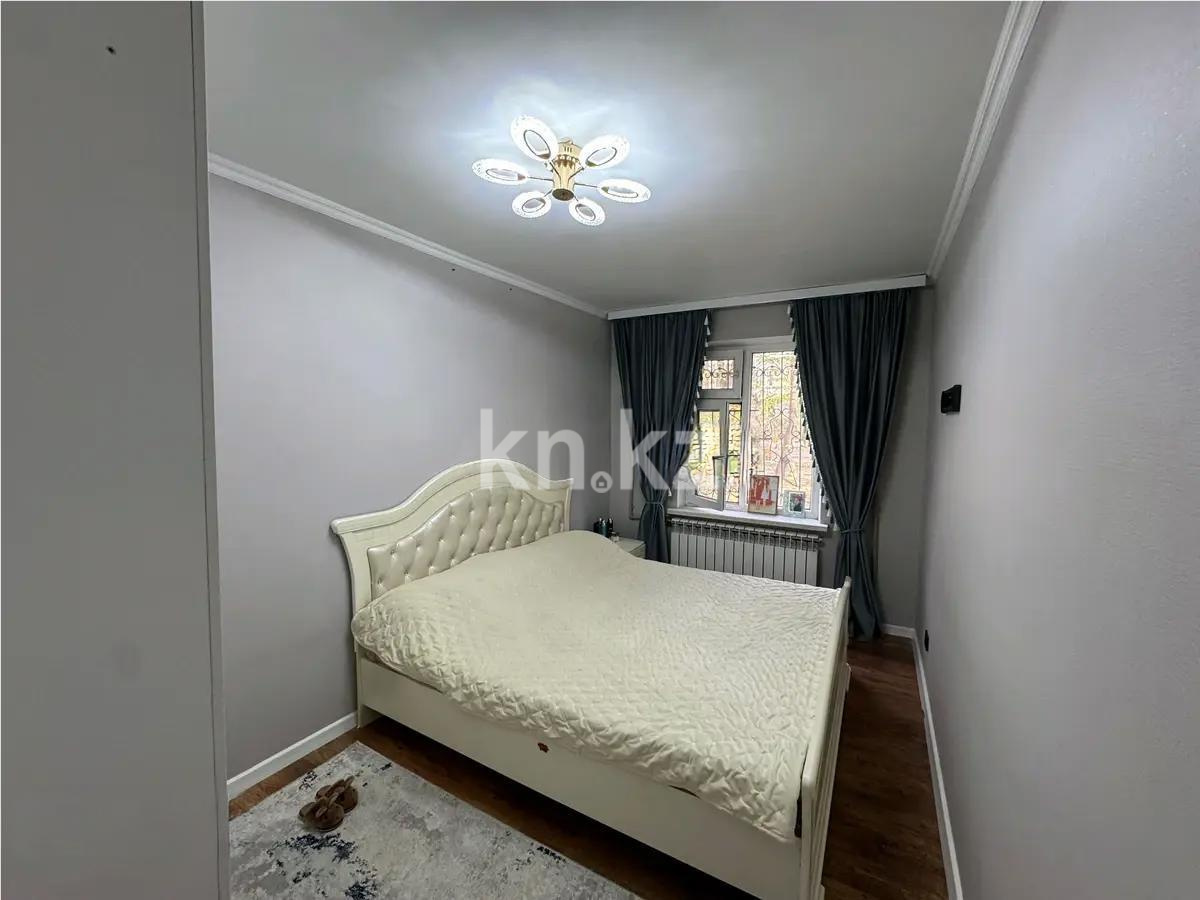 Продажа 3-комнатной квартиры, 62 м², мкр-н 11, дом  11 в Алматы - фото 2