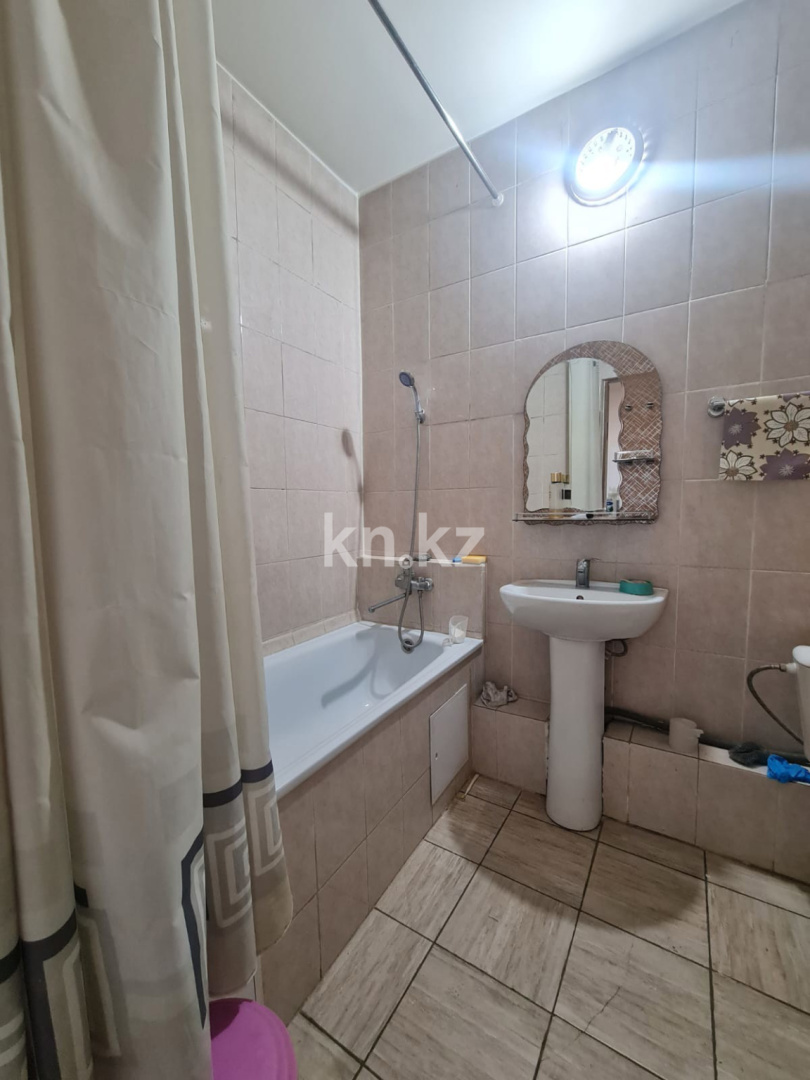 Продажа 1-комнатной квартиры, 42.3 м² в Алматы - фото 9