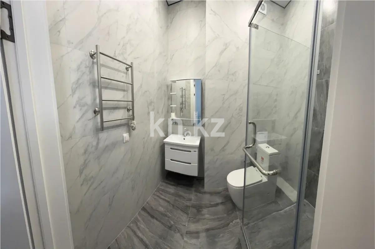 Продажа 3-комнатной квартиры, 136 м², ул. Акмешит, дом  19/1 в Астане - фото 4