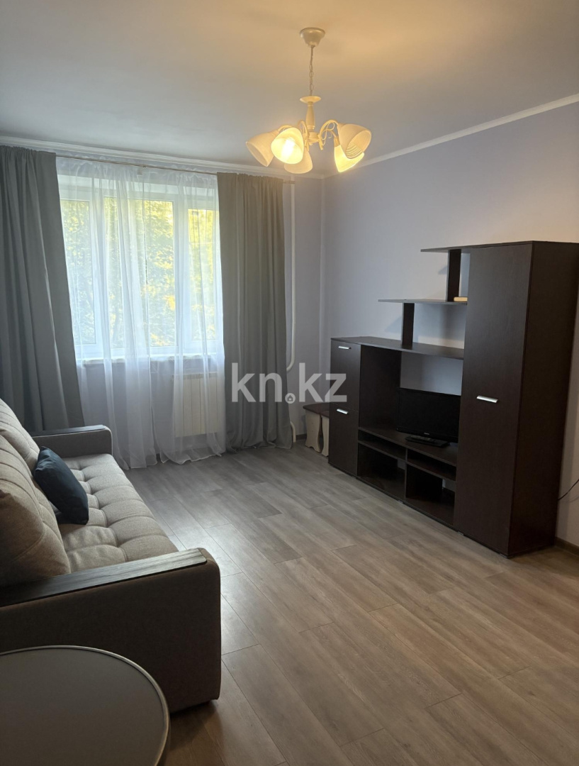 Аренда 1-комнатной квартиры, 33 м², ул. Кабанбай батыра, дом  71 - ул. Кунаева - Аренда квартир помесячно в Алматы с фото фото 1 из 3