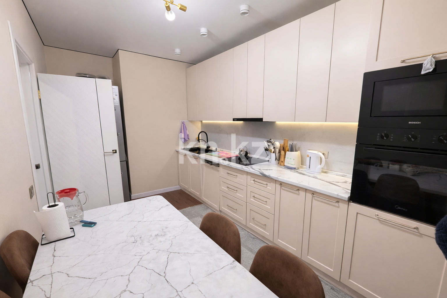 Продажа 2-комнатной квартиры, 58 м² в Алматы - фото 3