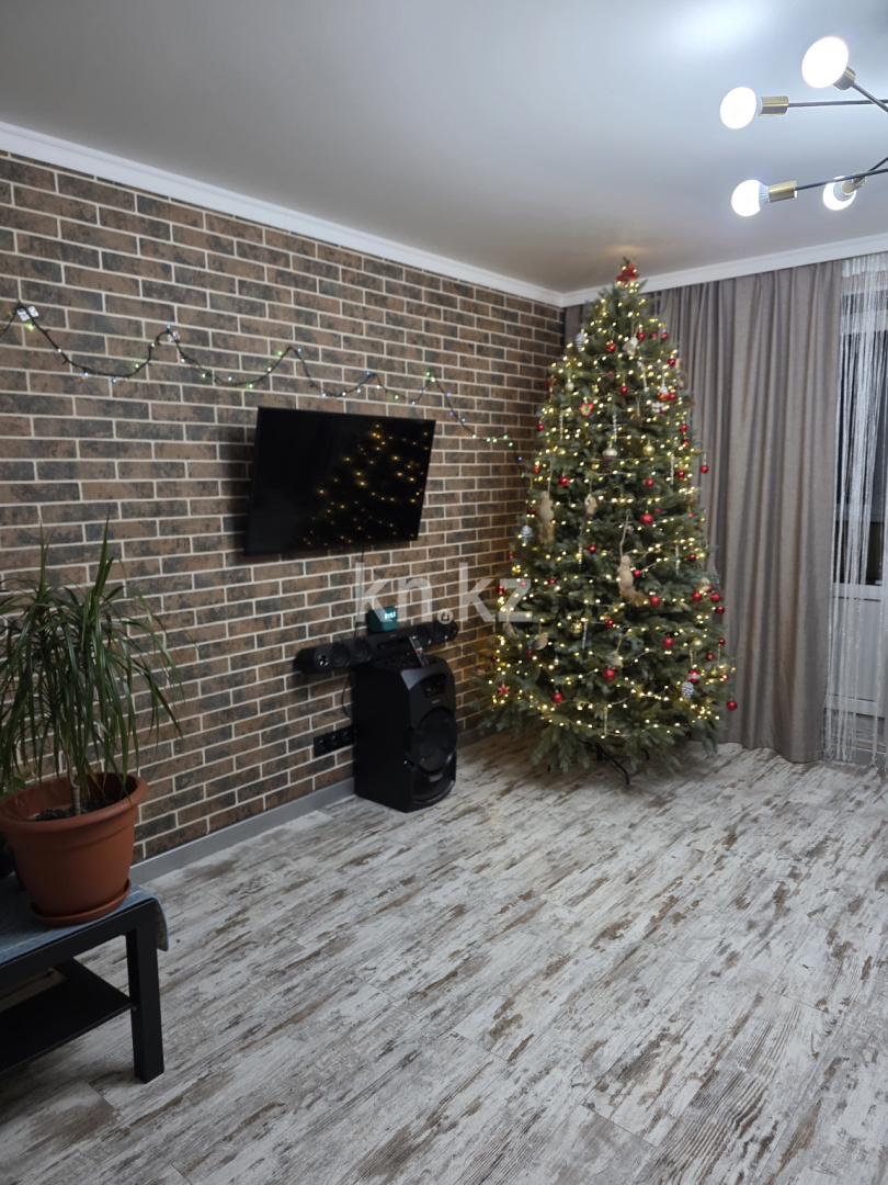 Продажа 4-комнатной квартиры, 76 м², мкр. Орбита-1, дом  11 в Караганде - фото 5