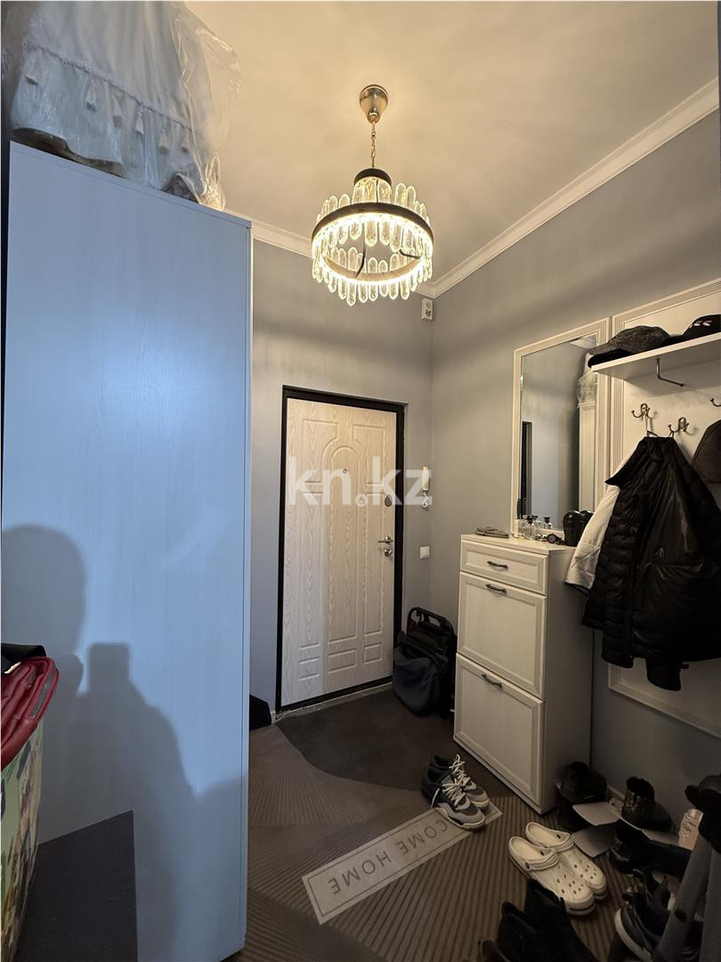 Продажа 3-комнатной квартиры, 73 м², пр. Шахтеров, дом  52б в Караганде - фото 13