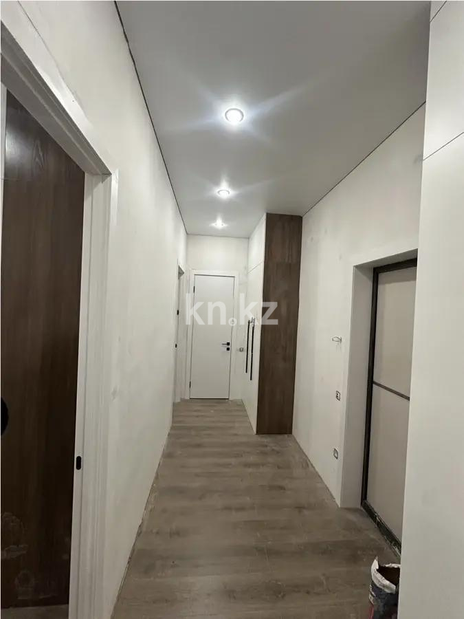 Продажа 3-комнатной квартиры, 62 м², ул. Е-882, дом  15 в Астане - фото 4