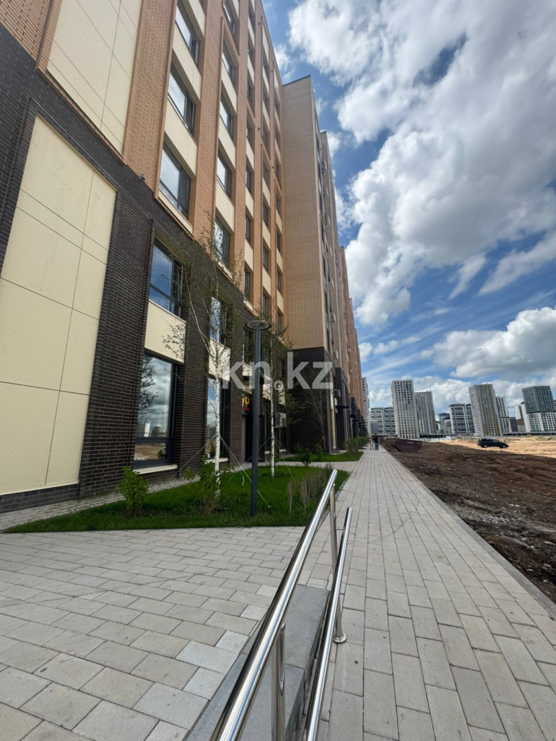 Продажа , 84 м², пр. Улы Дала, дом  38 - Продажа офисных и торговых помещений в Астане фото 1 из 1