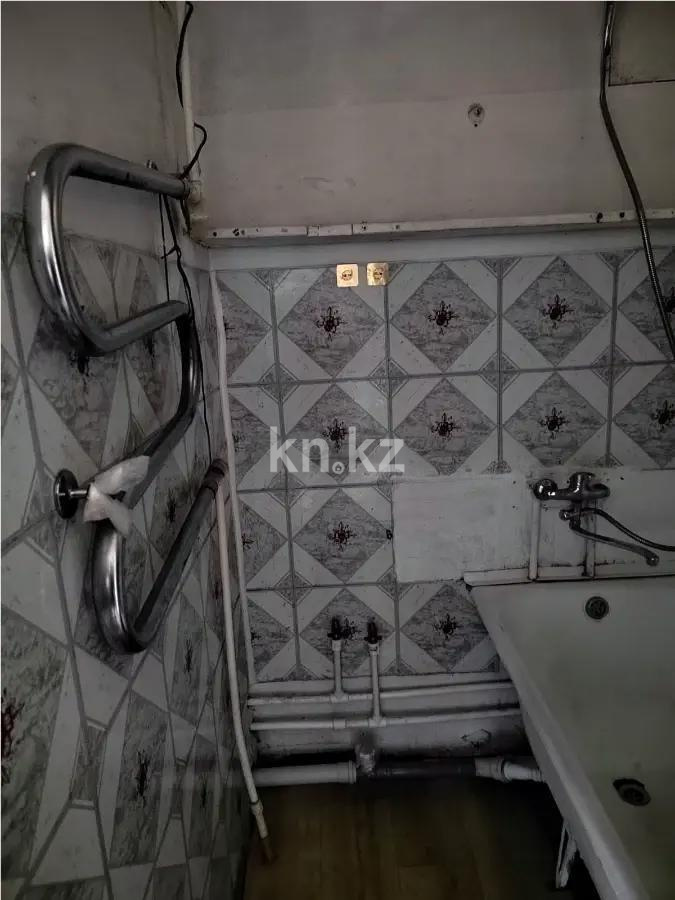 Продажа 1-комнатной квартиры, 30 м², мкр-н 11а, дом  6 - Продажа  однокомнатных квартир в Караганде фото 3 из 4