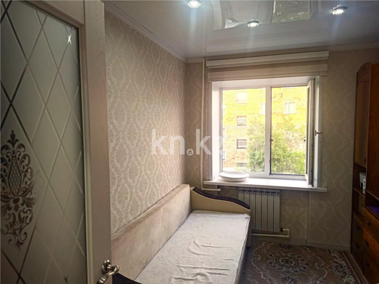 Продажа 4-комнатной квартиры, 62 м², мкр-н 21, дом  23 - Продажа  четырехкомнатных квартир в Караганде фото 7 из 17