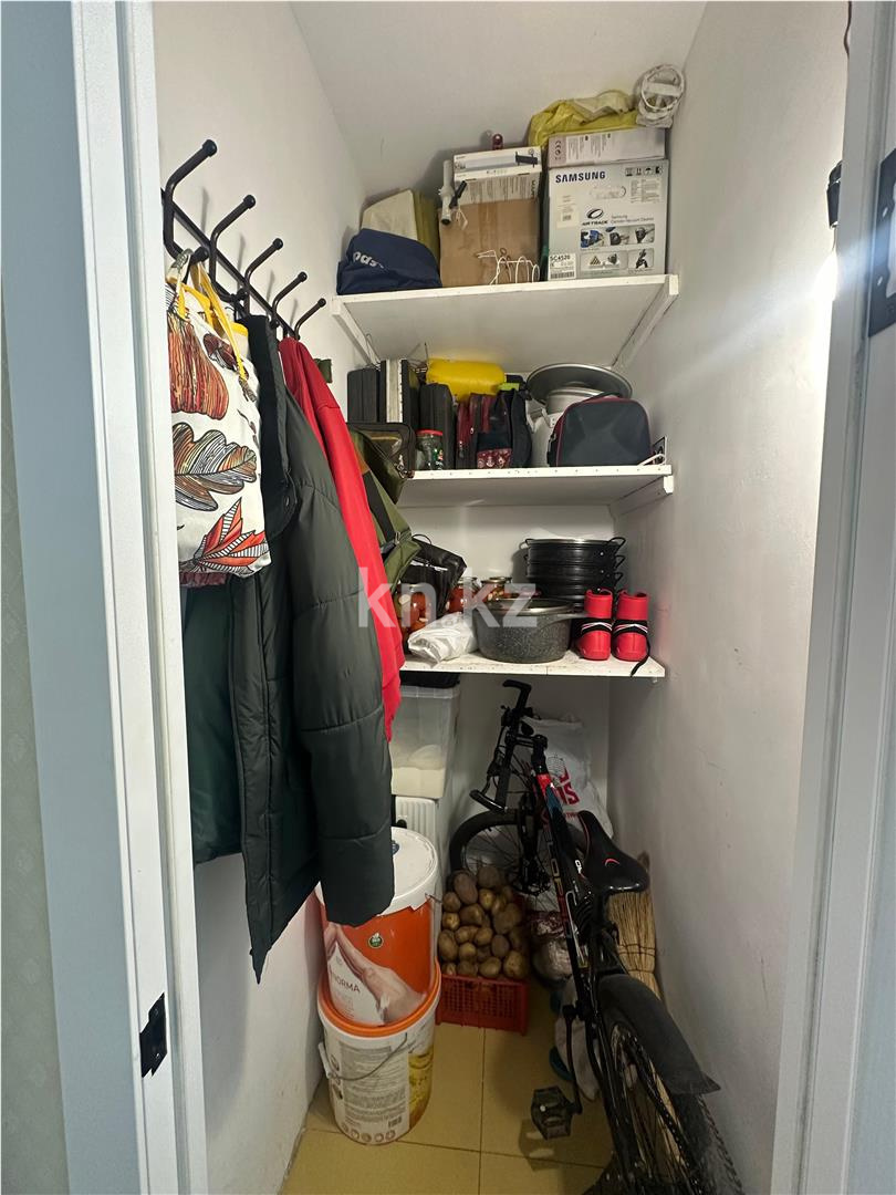 Продажа 3-комнатной квартиры, 65 м², мкр-н Орбита-1 в Караганде - фото 14