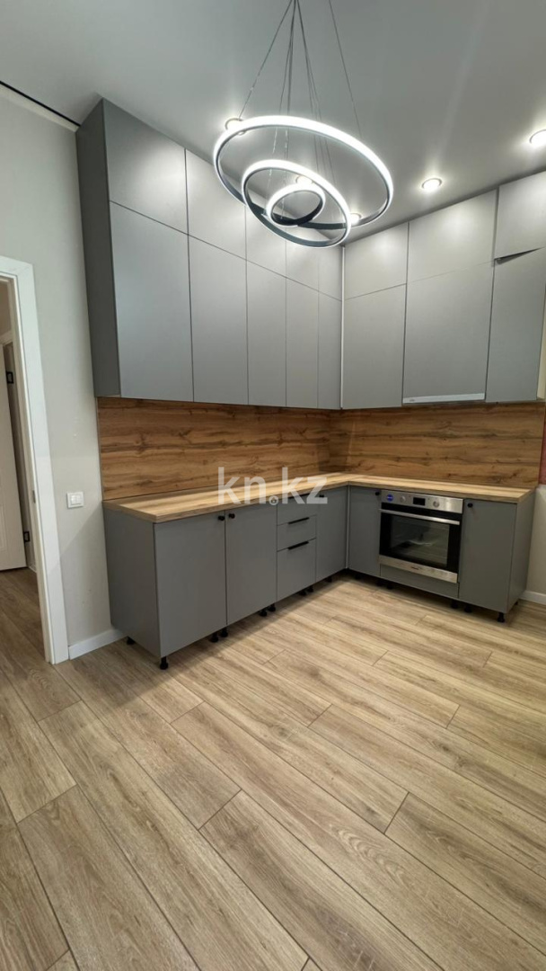 Продажа 1-комнатной квартиры, 42 м², ул. Байтурсынова, дом  14 в Астане - фото 4