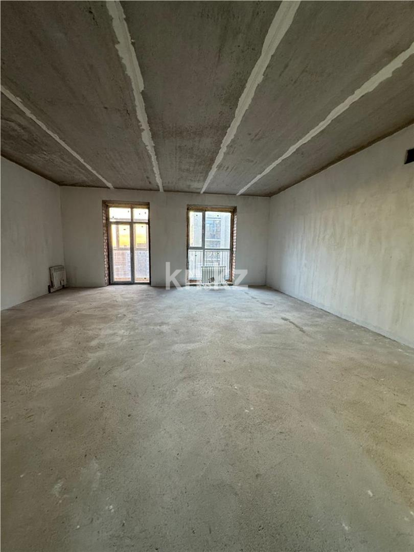 Продажа 4-комнатной квартиры, 141 м², мкр-н Гульдер-1 - Продажа квартир в Караганде фото 5 из 10