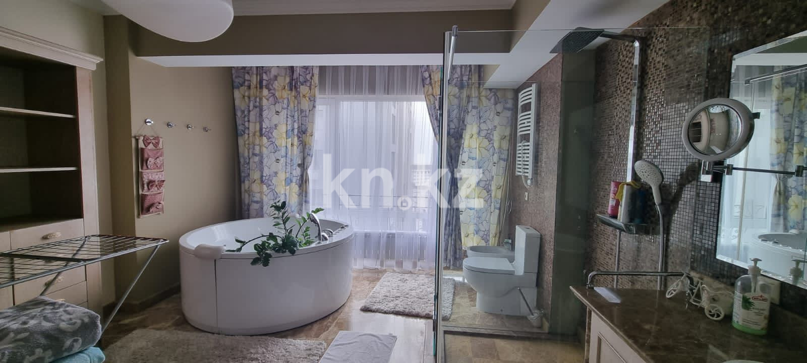 Продажа 4-комнатной квартиры, 132 м² - Продажа квартир в Алматы - страница 22 фото 2 из 13