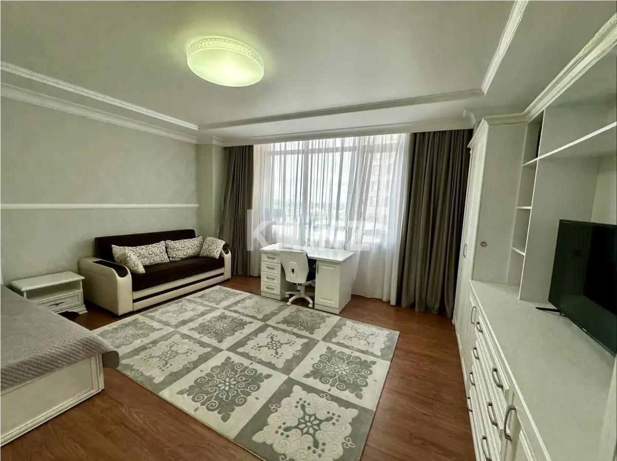 Продажа 4-комнатной квартиры, 176 м², пр. Кошкарбаева, дом  8 - Продажа  четырехкомнатных квартир в новостройках Астаны без посредников фото 1 из 7