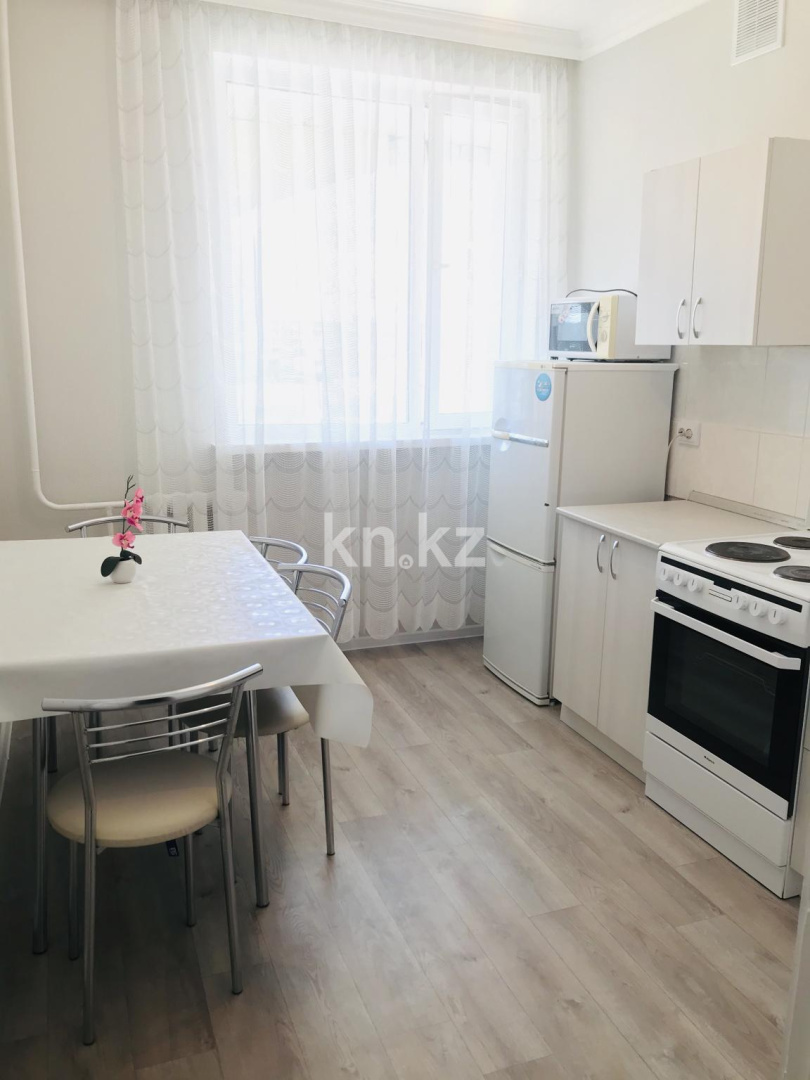 Аренда 1-комнатной квартиры посуточно, 38 м² в Астане - фото 2