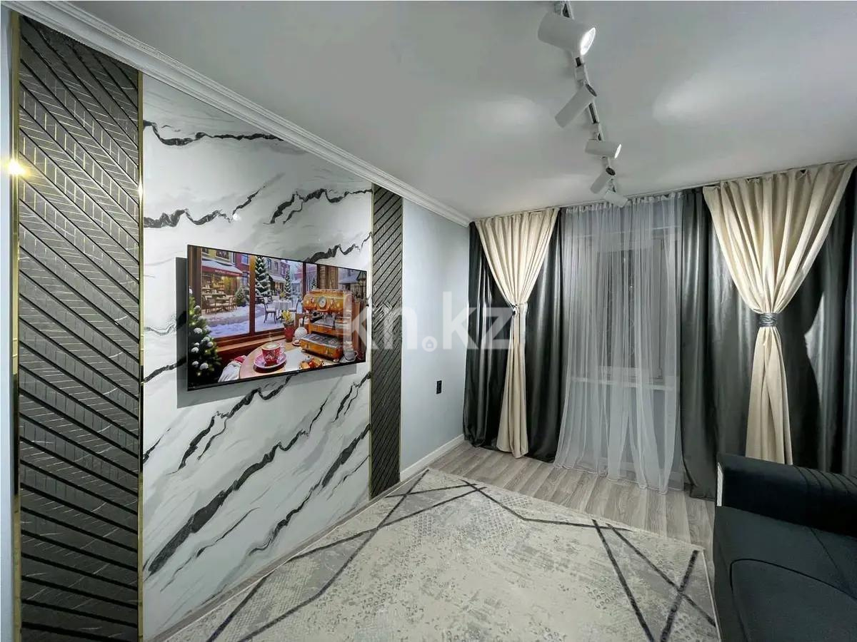 Продажа 3-комнатной квартиры, 60 м², мкр-н 10, дом  10 - Продажа квартир в Алматы фото 1 из 6