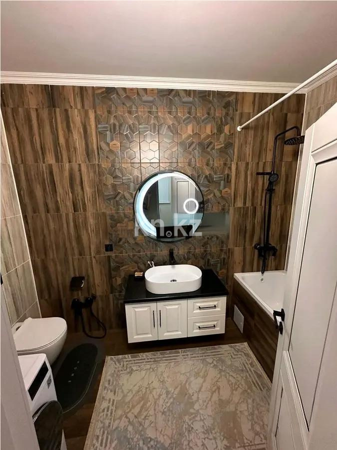 Продажа 2-комнатной квартиры, 65 м², ул. Абишева, дом  36/8 в Алматы - фото 4