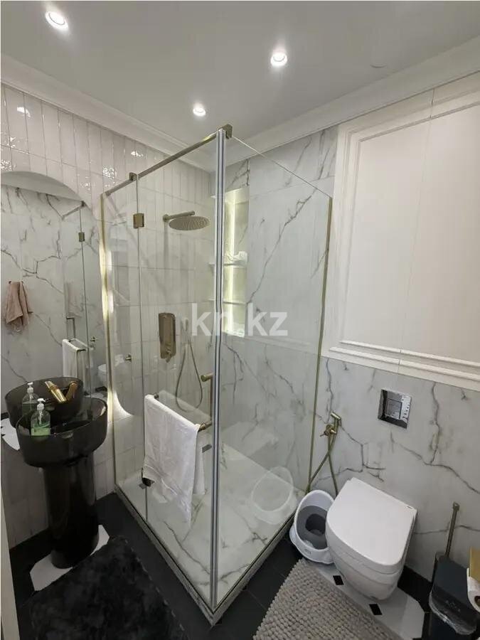 Продажа 4-комнатной квартиры, 160 м² в Алматы - фото 8