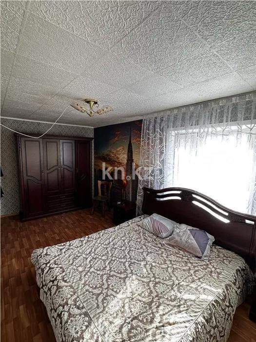Продажа 2-комнатной квартиры, 42 м², ул. Парковая, дом  39б - Продажа  двухкомнатных квартир в Шахтинске фото 1 из 4