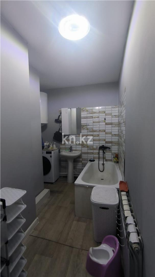 Продажа 2-комнатной квартиры, 74 м², ул. Ермекова - Продажа  двухкомнатных квартир в Караганде фото 9 из 17