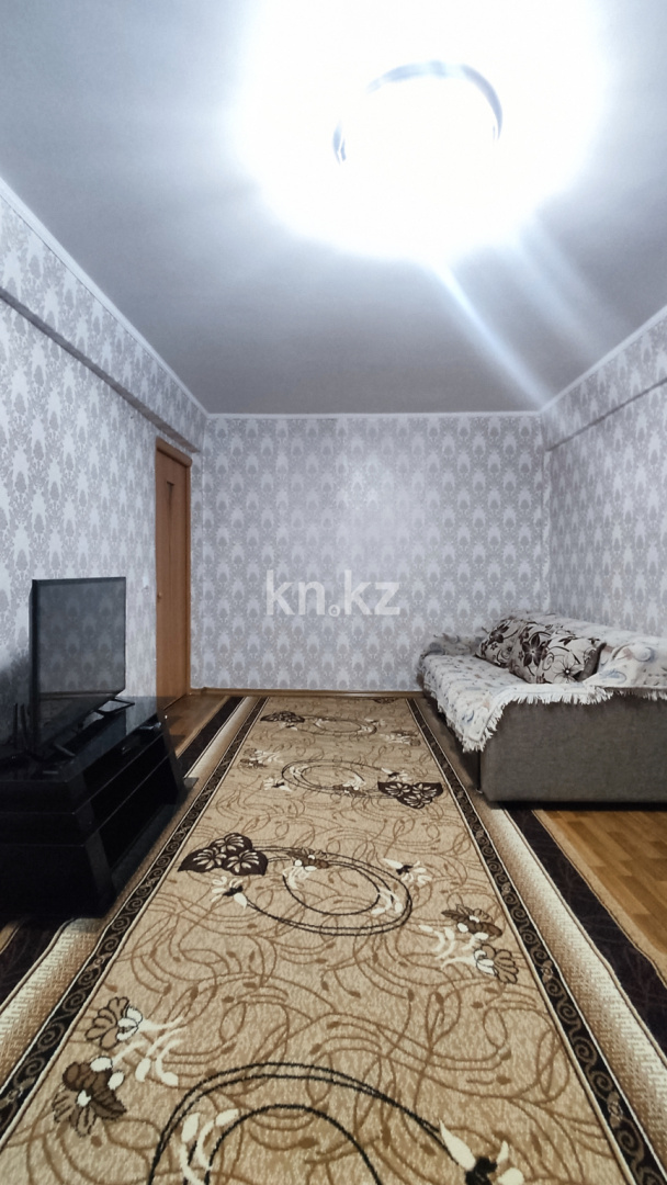 Аренда 2-комнатной квартиры посуточно, 52 м² - Продажа и аренда недвижимости в Усть-Каменогорске фото 1 из 5