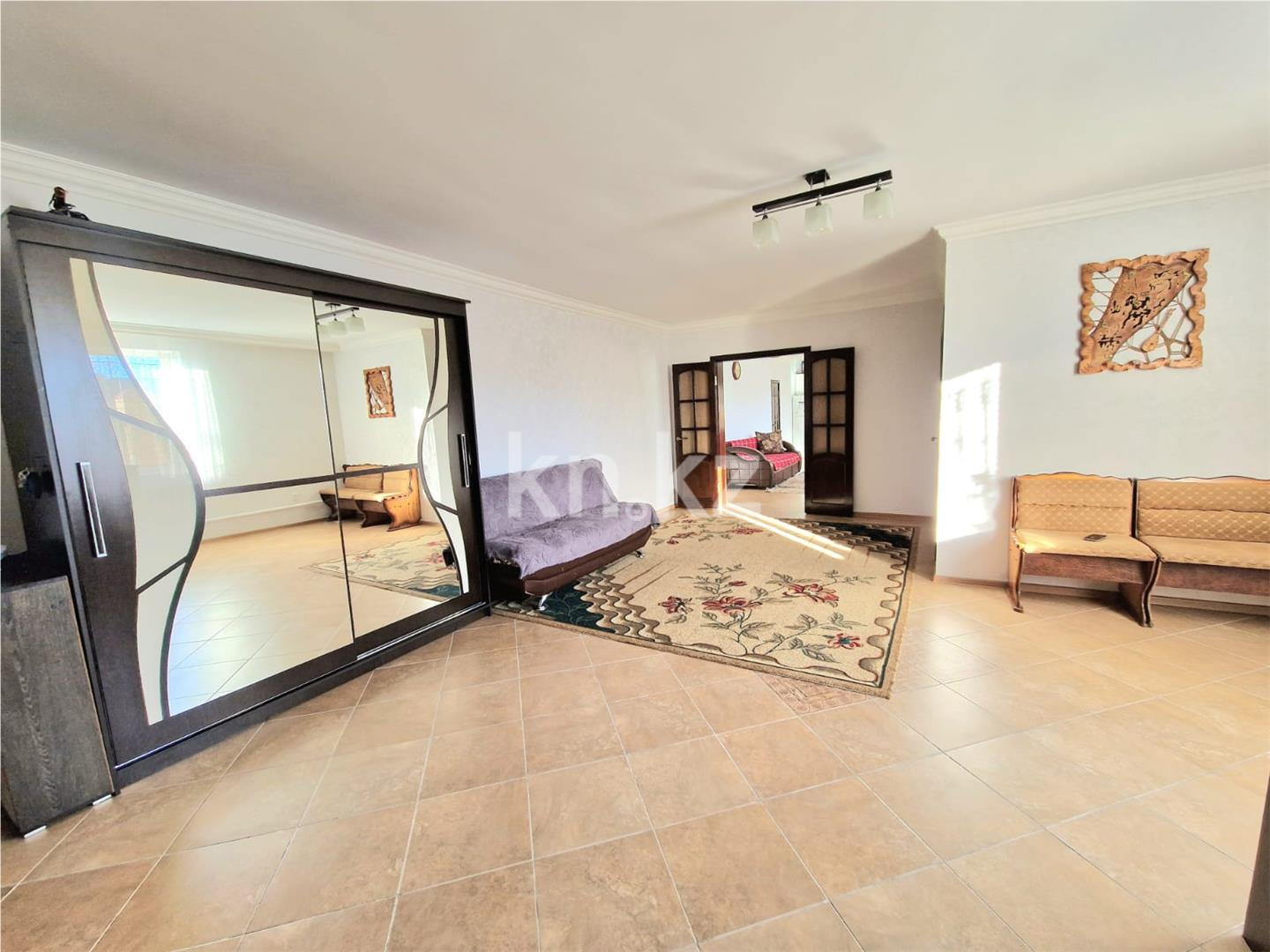 Продажа 5-комнатного дома, 331.9 м² - Продажа домов, коттеджей в Караганде фото 11 из 36