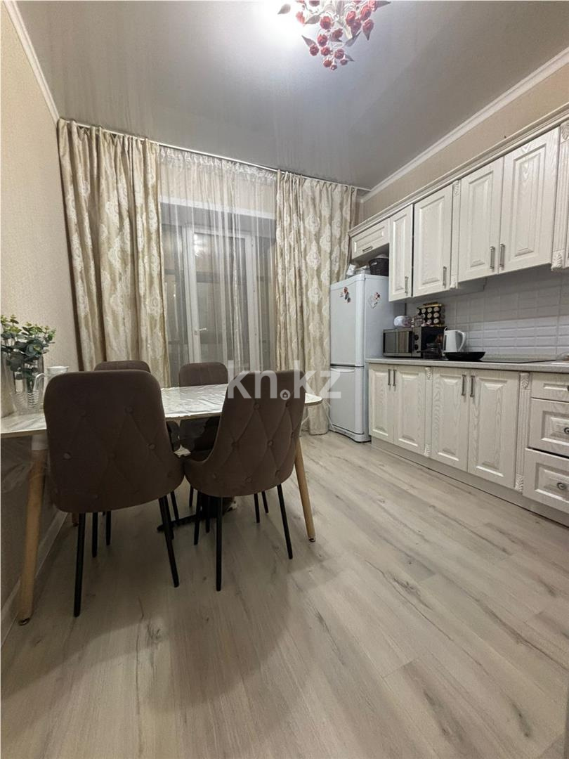 Продажа 2-комнатной квартиры, 65 м², мкр-н Степной-2 - Продажа квартир в Караганде фото 4 из 12