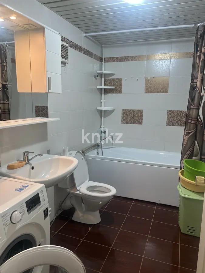 Продажа 3-комнатной квартиры, 90 м², мкр-н. Самал, дом  7 в Астане - фото 5