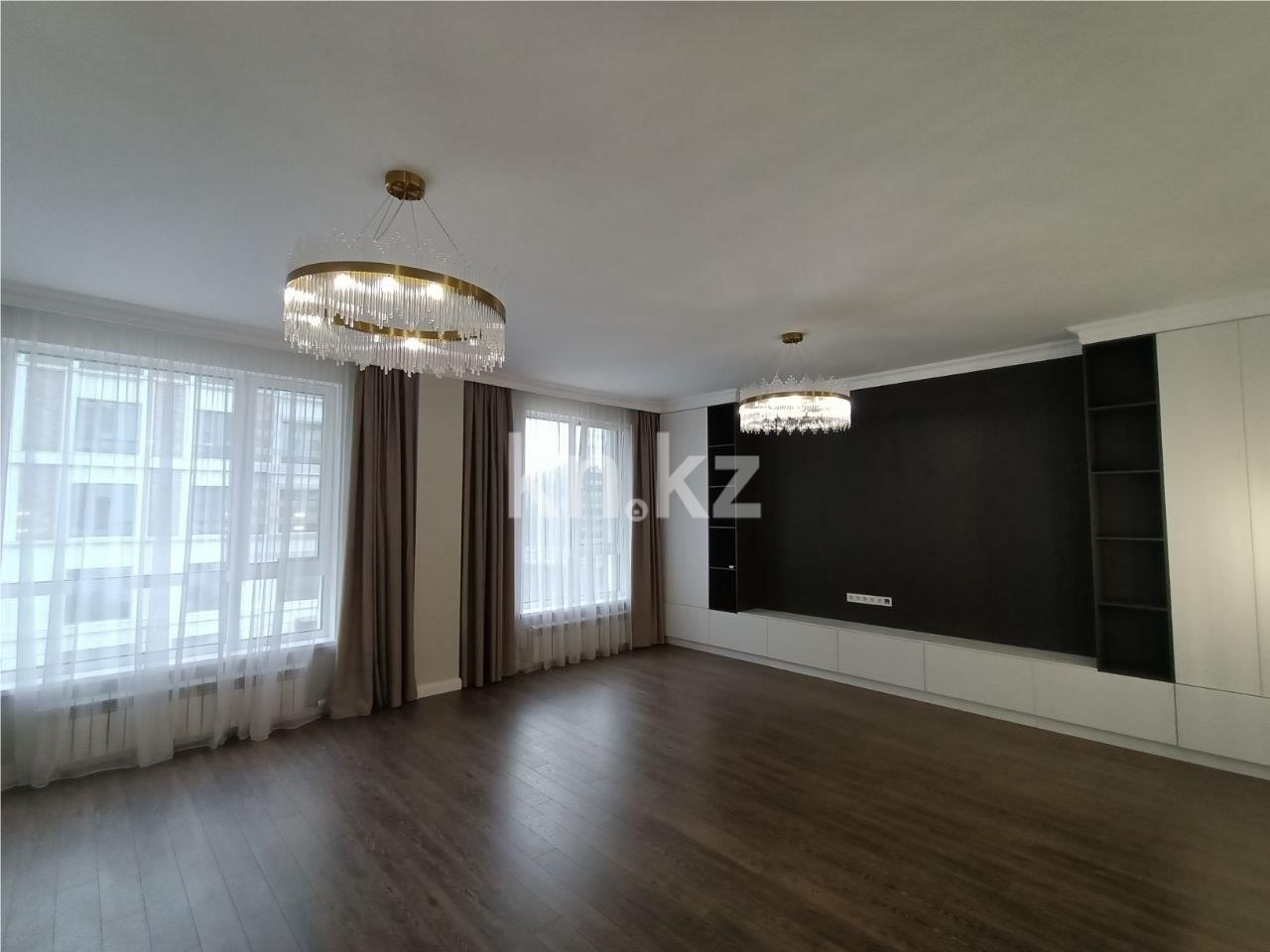 Продажа 4-комнатной квартиры, 210 м² в Астане - фото 2