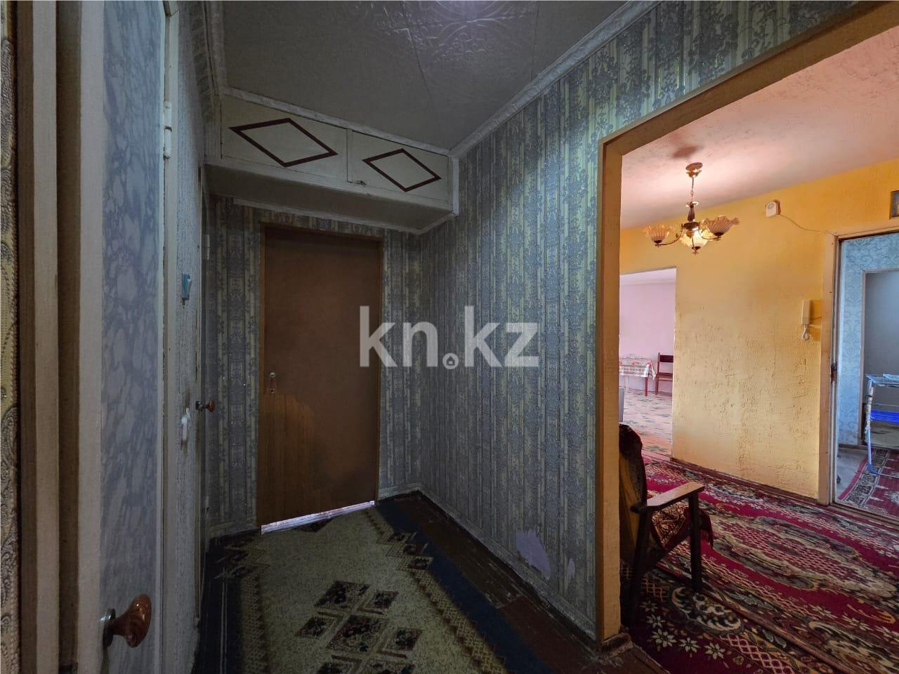 Продажа 4-комнатной квартиры, 88 м², мкр. 8-й мкр. - Продажа квартир в Темиртау фото 13 из 15