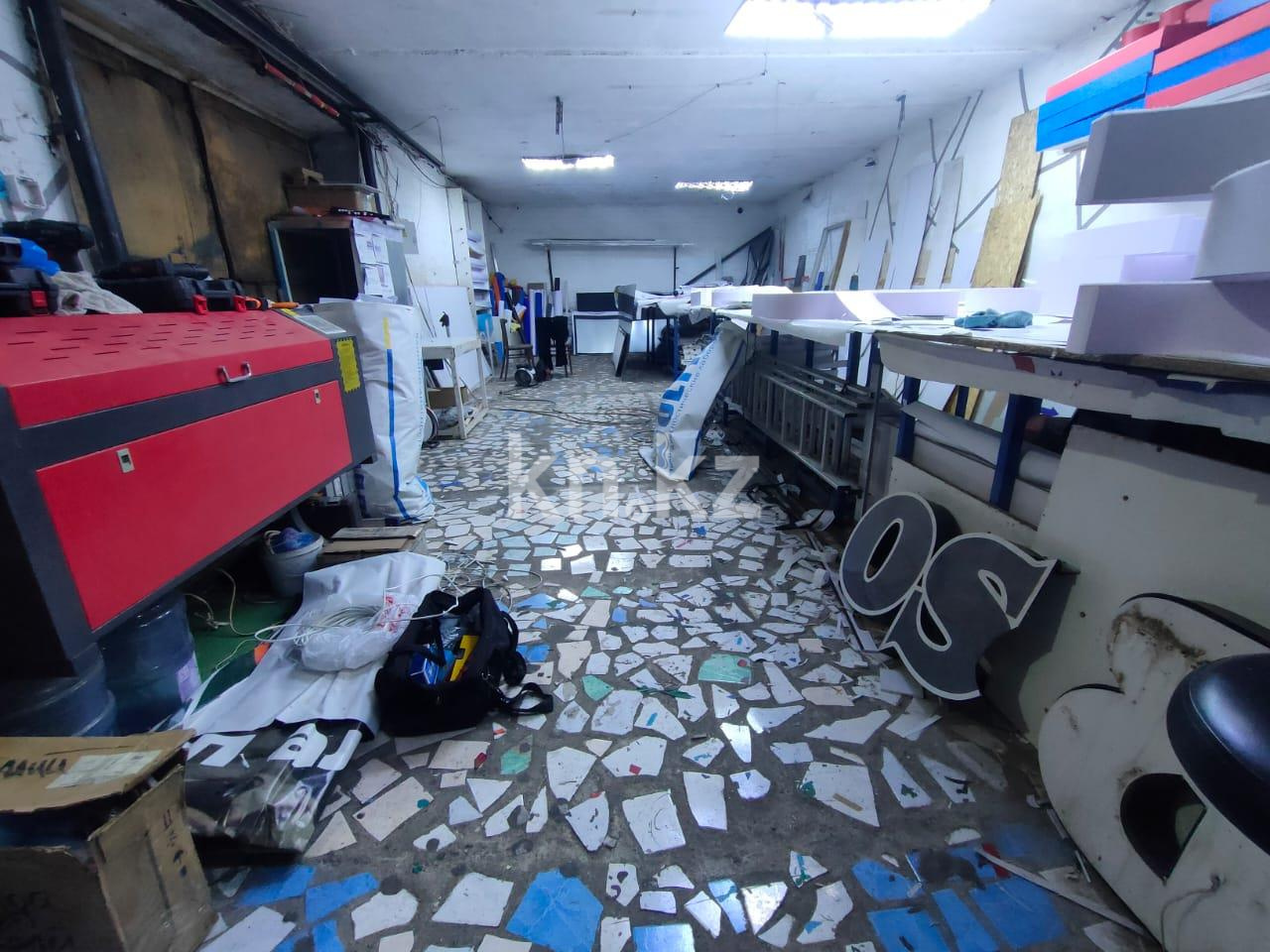 Продажа 10-комнатного дома, 650 м², ул. Джалиля - Продажа домов, коттеджей в Караганде с фото фото 34 из 35