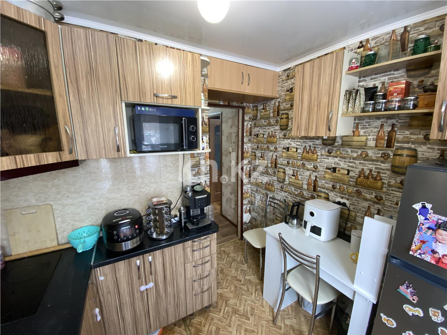 Продажа 3-комнатной квартиры, 52 м², 21-й мкр. - Продажа квартир в Караганде с фото фото 7 из 10