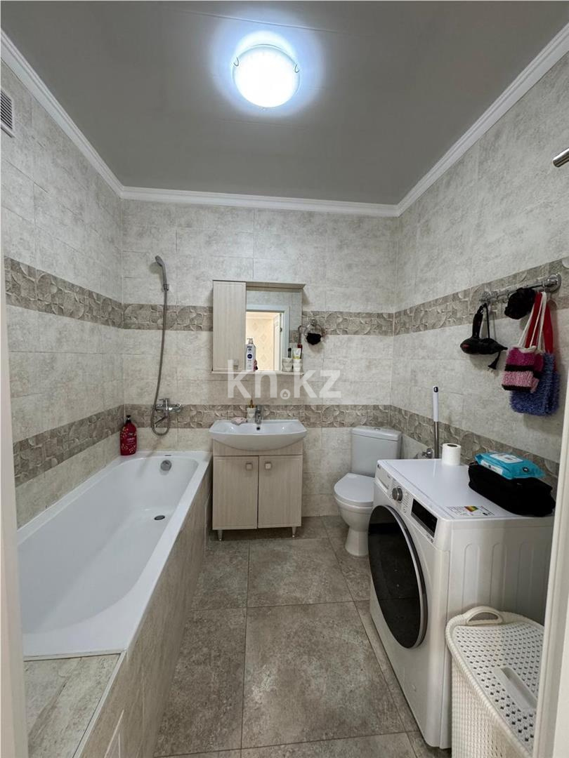 Продажа 2-комнатной квартиры, 68.8 м², ул. Мухамедханова - Продажа земельных участков в Уральске фото 6 из 9