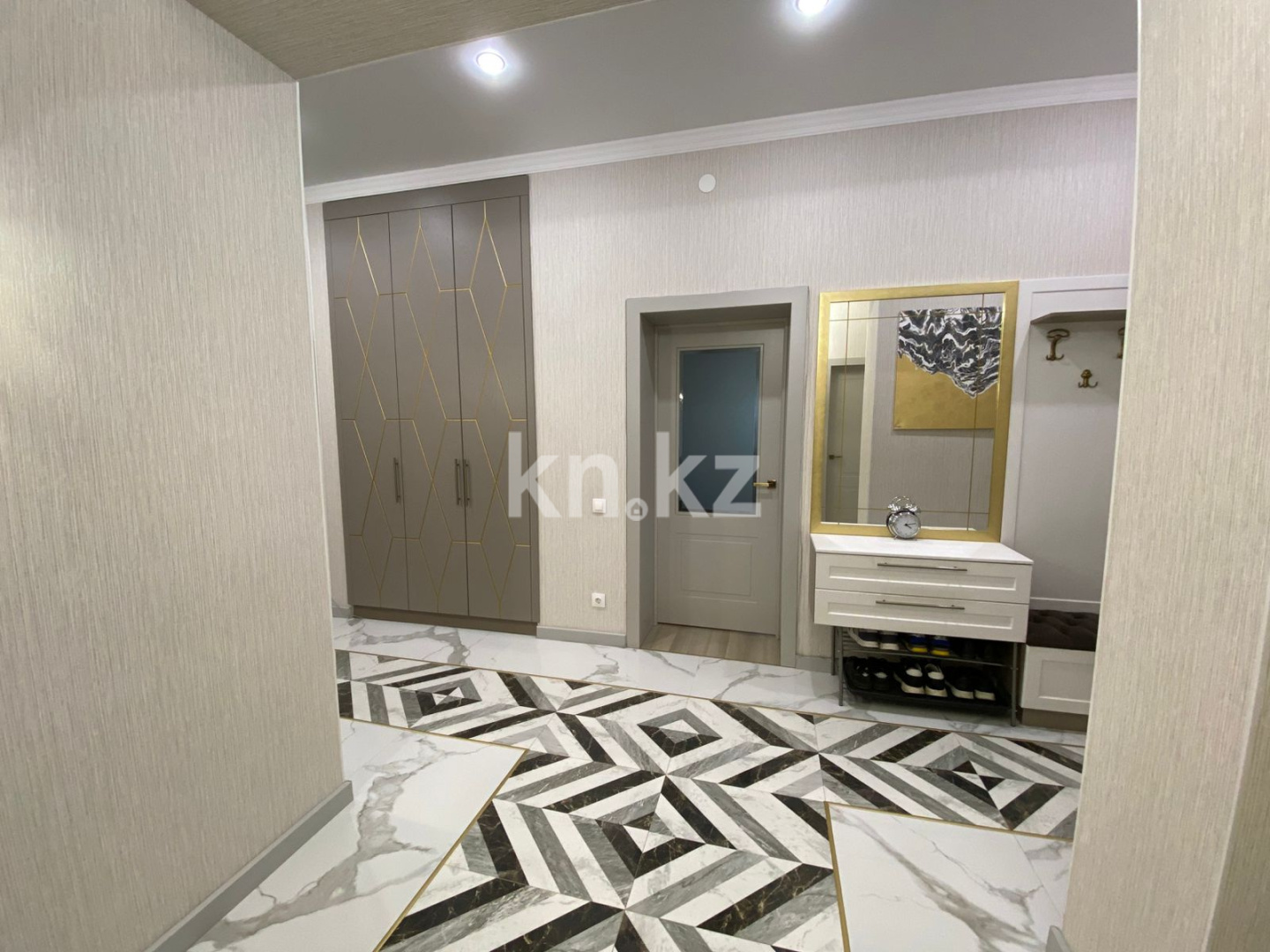 Продажа 4-комнатной квартиры, 147 м², ул. Таттимбета, дом  19/14 - Продажа  четырехкомнатных квартир в Караганде с фото фото 29 из 40