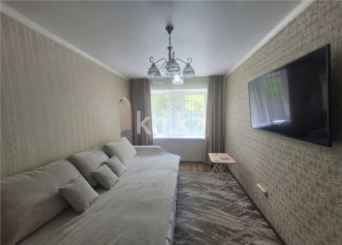 Продажа 3-комнатной квартиры, 55 м² - Продажа квартир в Караганде - страница 2 фото 1 из 12