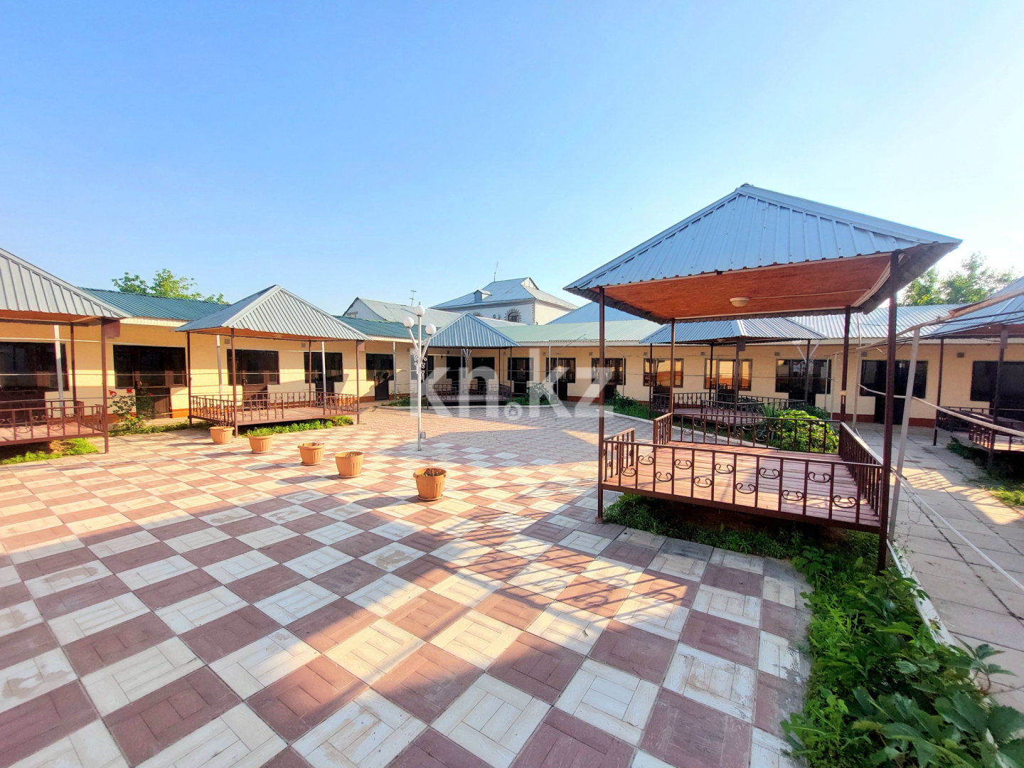 Продажа , 700 м², ул. Аль-Фараби, дом  1111 - Продажа офисных и торговых помещений в Шымкенте фото 10 из 31