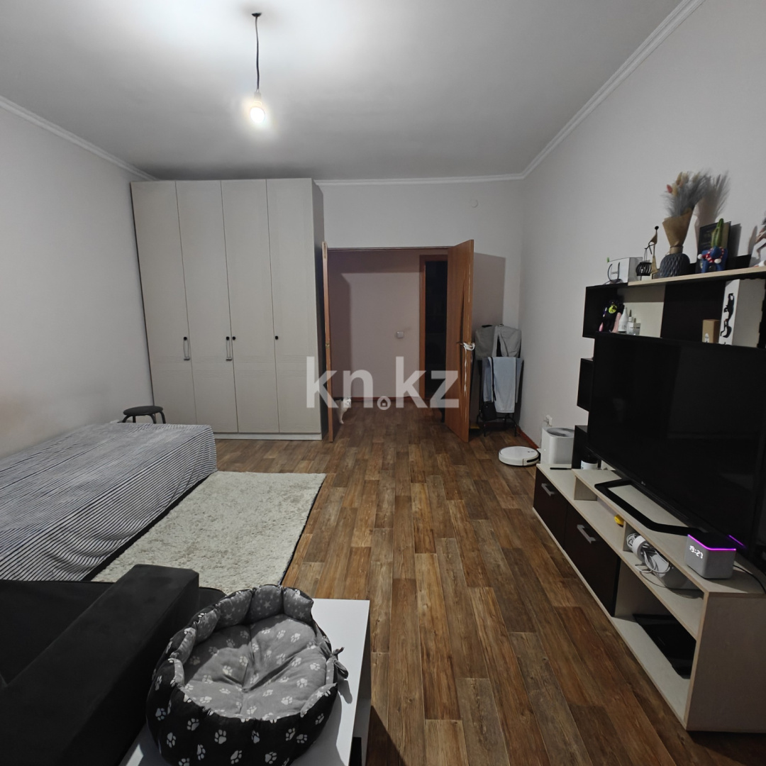 Продажа 3-комнатной квартиры, 132 м², ул. Жуалы - Продажа квартир в Алматы фото 2 из 21