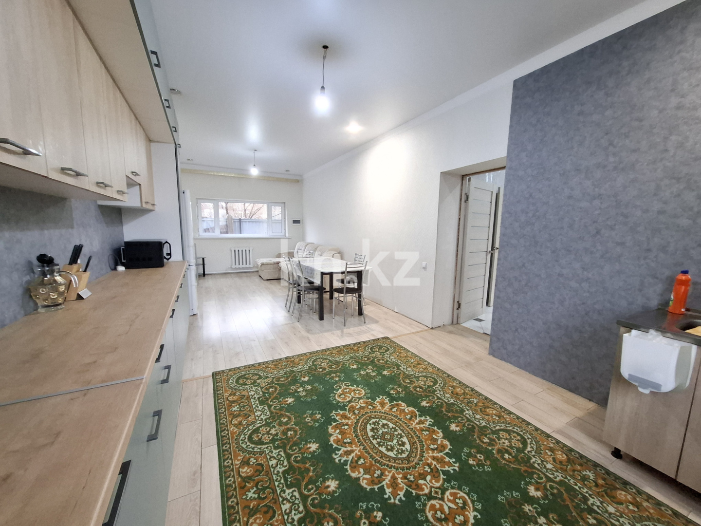 Продажа 5-комнатного дома, 225 м², пер. Аксайский - Продажа домов и коттеджей в Караганде фото 11 из 17