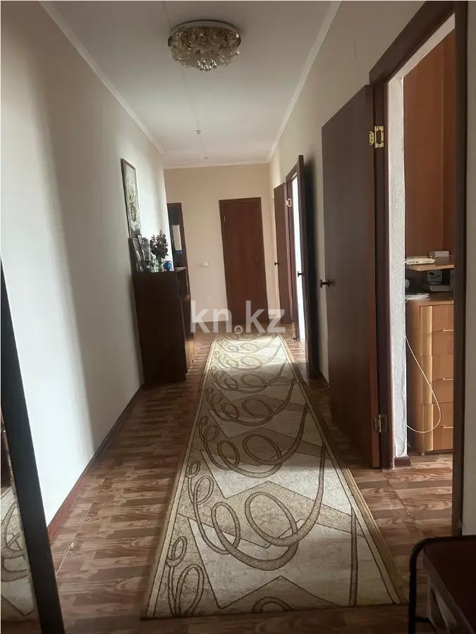 Продажа 3-комнатной квартиры, 90 м², пр. Шахтеров, дом  60 в Караганде - фото 7