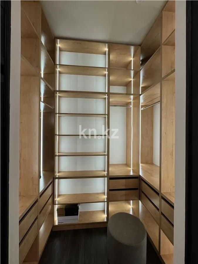 Продажа 3-комнатной квартиры, 120 м², пр. Аль-Фараби, дом  41/4 в Алматы - фото 8