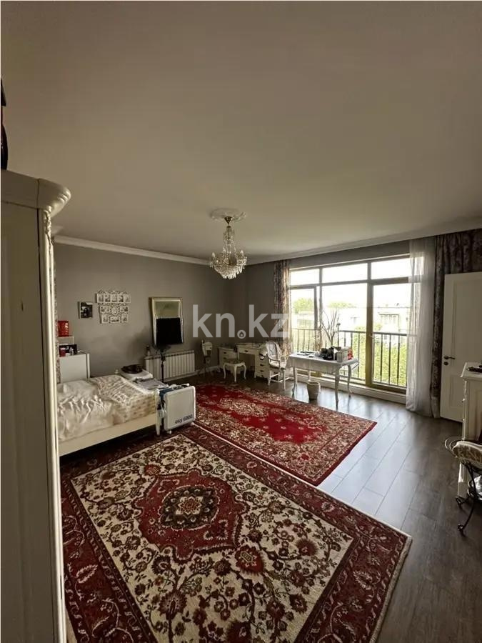 Продажа 5-комнатной квартиры, 225.5 м² в Алматы - фото 2