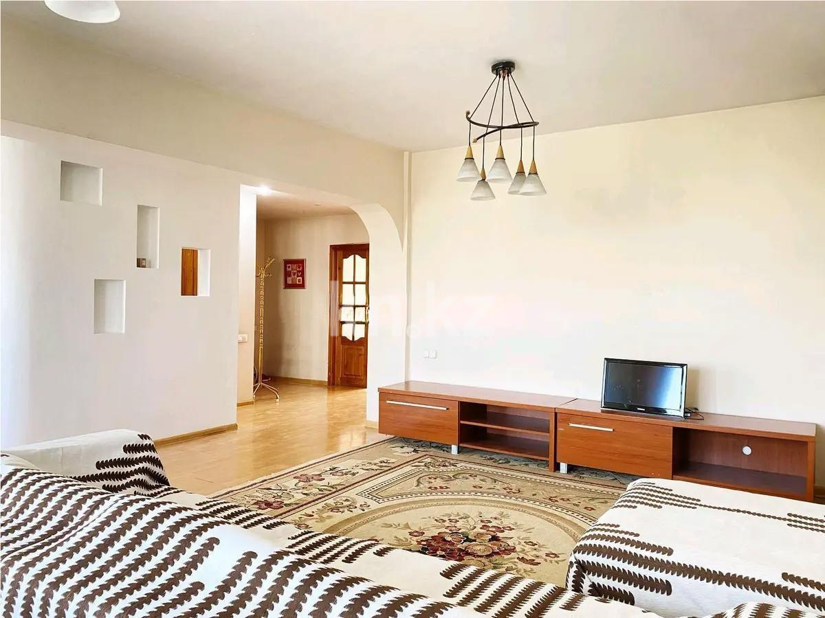 Продажа 3-комнатной квартиры, 86.5 м², мкр-н 11, дом  3 - Продажа квартир в Алматы без посредников с фото фото 1 из 7