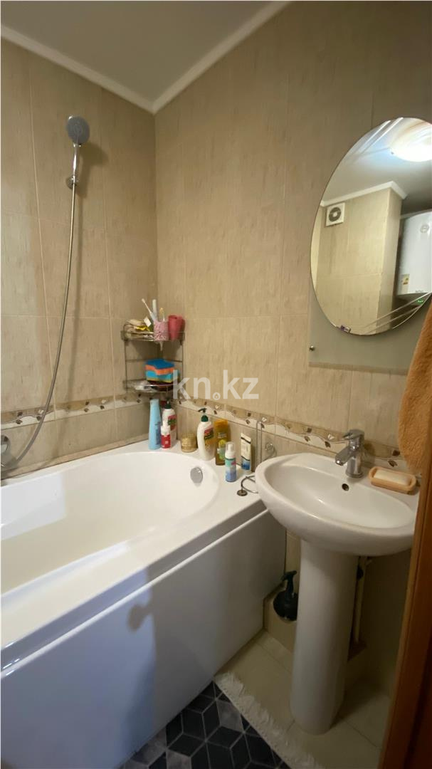 Продажа 3-комнатной квартиры, 71 м², мкр-н Степной-1 - Продажа  трехкомнатных квартир в Караганде фото 7 из 11