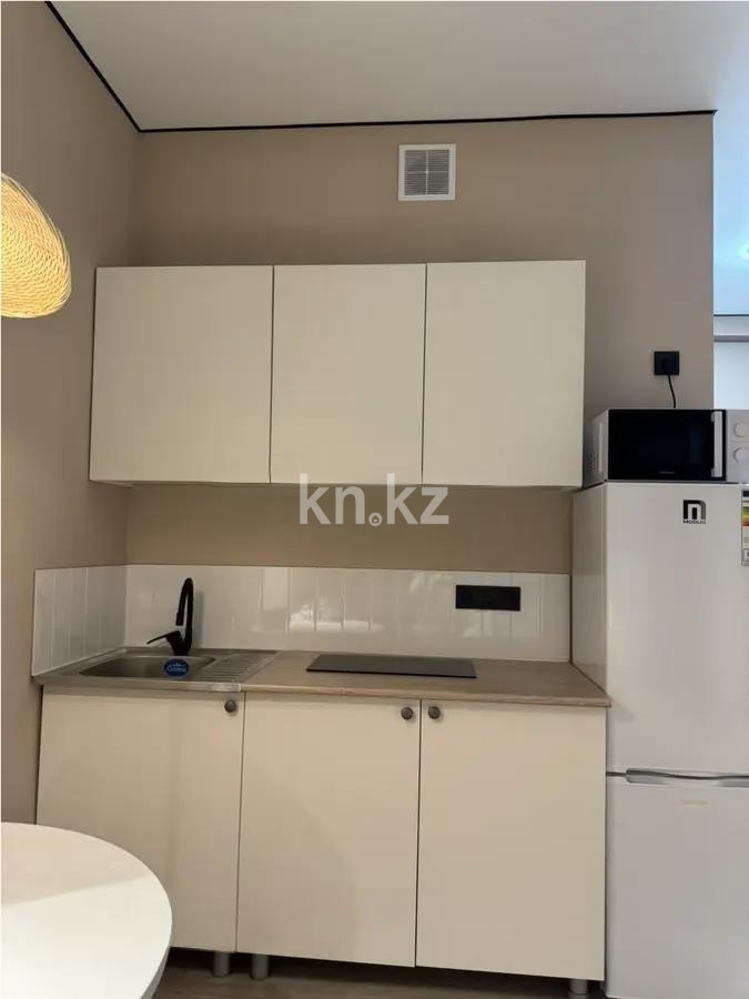 Продажа 1-комнатной квартиры, 30 м², мкр-н 20, дом  16 в Алматы - фото 2