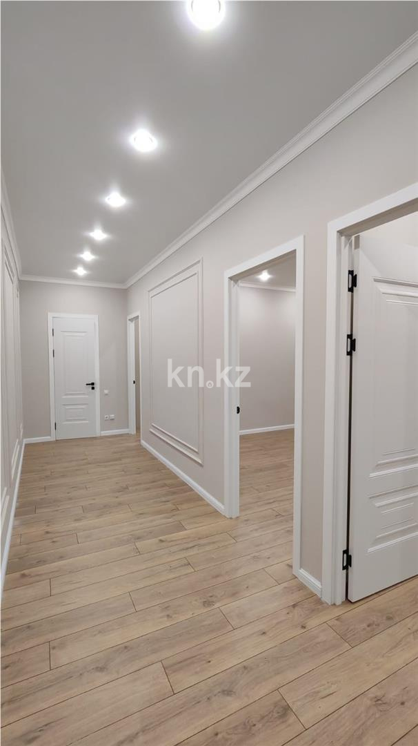 Продажа 2-комнатной квартиры, 62 м², 137 учетный квартал, дом  343 в Караганде - фото 13