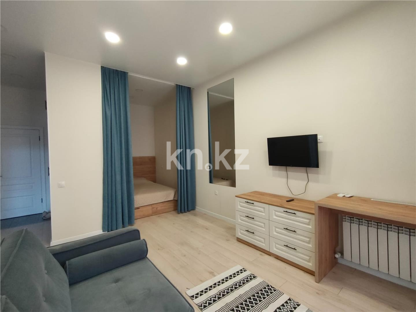 Продажа 1-комнатной квартиры, 41 м² - Продажа однокомнатных квартир на Юго-Востоке Караганды фото 4 из 17